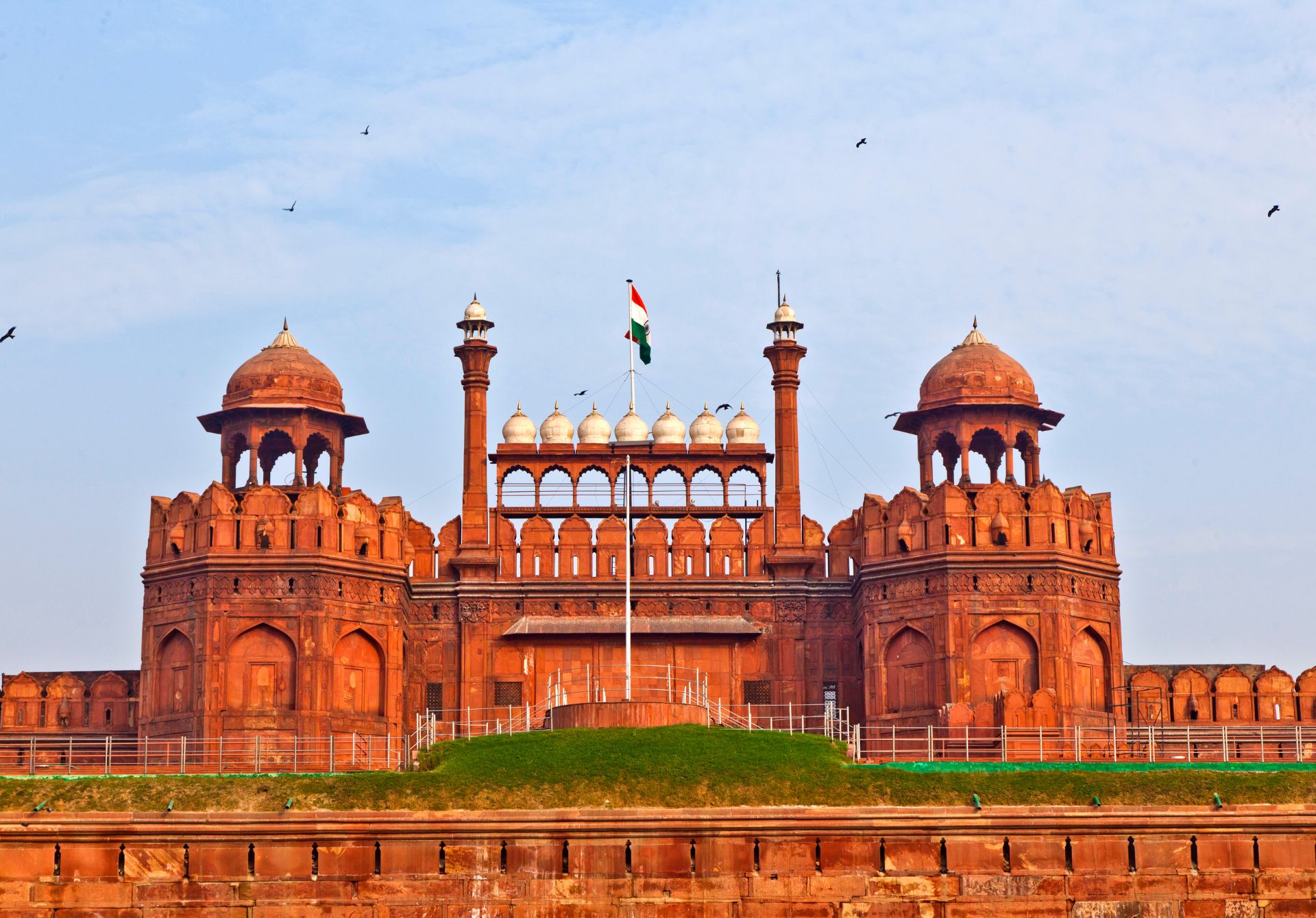 10 Luxury Hotels in Delhi